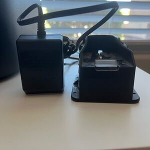 Streamlight Black Survivor AC/DC Steady Charger